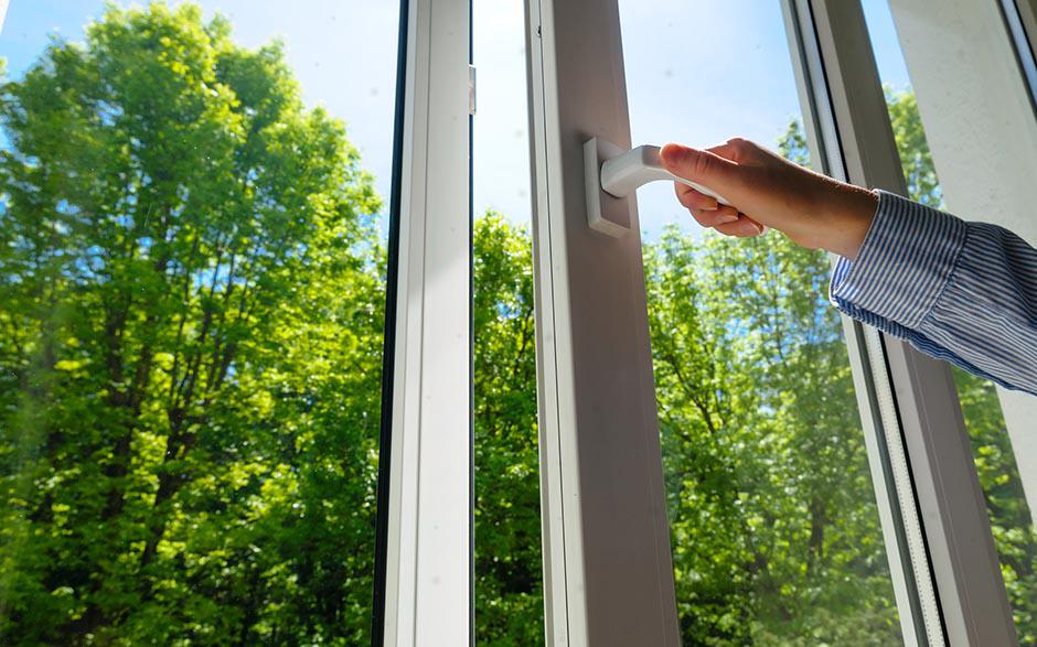 remplacement vitre fenetre Suresnes